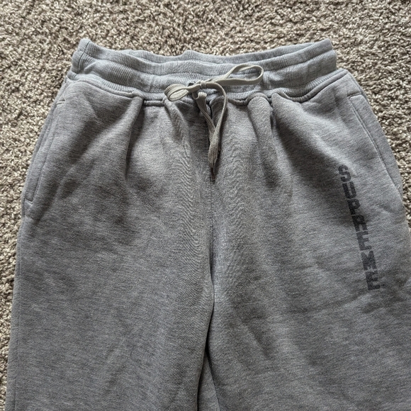 Supreme Grey Sweatpant Joggers - Picture 8 of 8